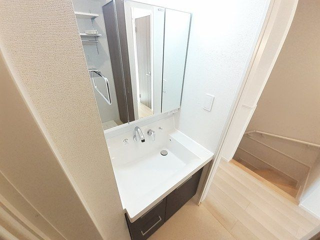 メゾン　サカエⅣの洗面所
