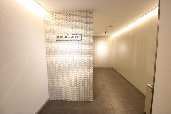 ミュプレ矢場町のエントランス