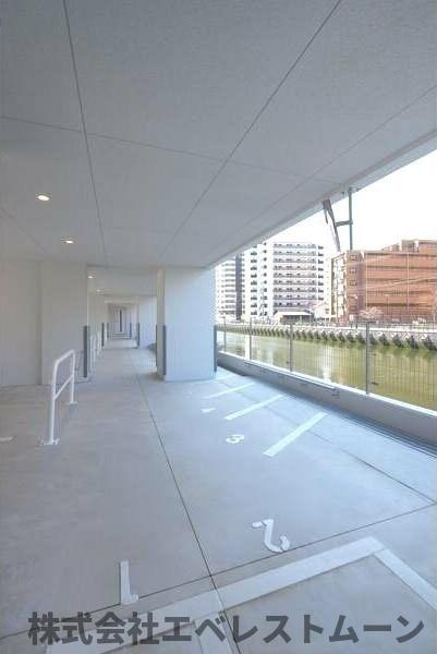 パルティール金山の駐車場|駐車場があります