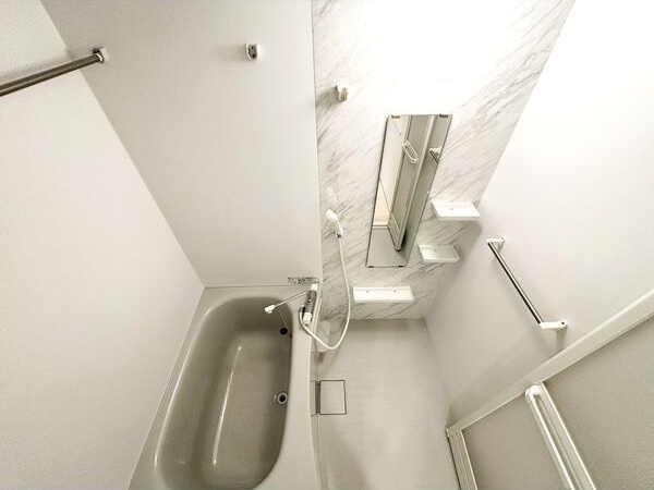 quador御器所BLANCの浴室