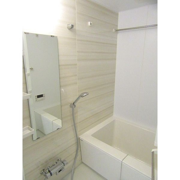 ＵｒｂａｎＣｌｏｕｄＩｚｕｍｉの浴室