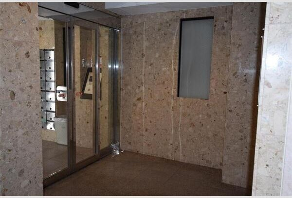 ドエル堀江南のエントランス