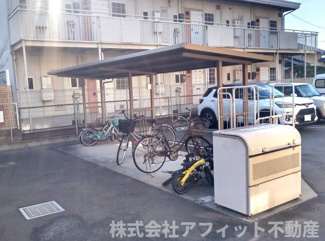 【その他共用部分】 | ブランチブロード樹 | 屋根付き駐輪場
