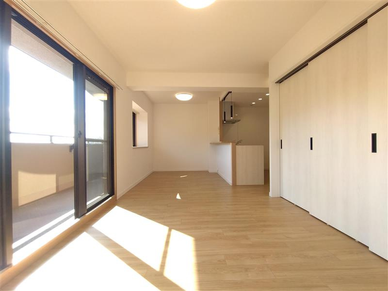 ダイアパレス日進の居間・リビング|リビングです