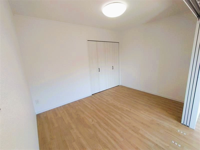 ダイアパレス日進の洋室|コンパクトで使いやすい洋室です