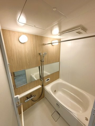 野村新瀬戸ヒルズ・ウインザーズパークウエストウィングの浴室|きれいなお風呂です