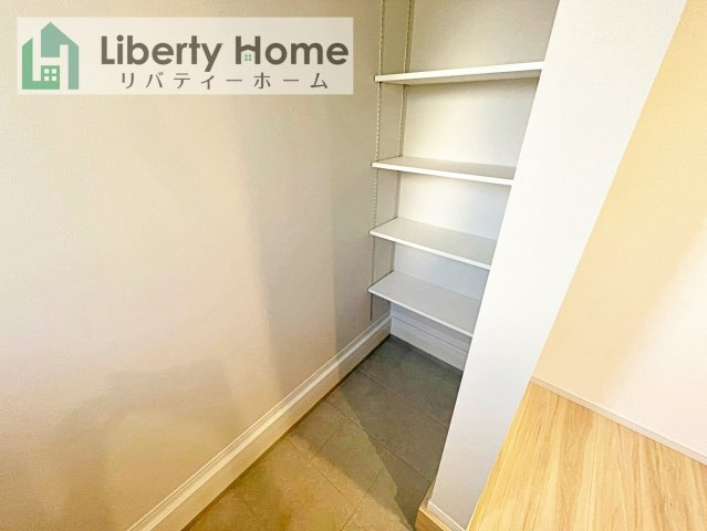 つくば市東光台2期　新築戸建　1号棟の玄関