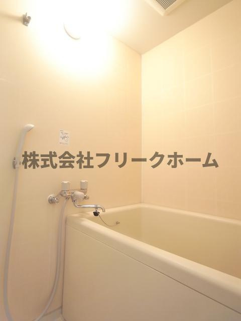 三鷹市井口５丁目の賃貸マンションの浴室