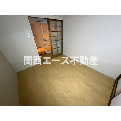 【居間・リビング】 | 岸和田２丁目貸家