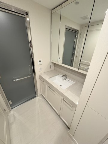 グラングリーン大阪 THE NORTH RESIDENCEの独立洗面台