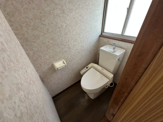 【トイレ】 | 【北杜市長坂町上条】生活施設が整っている定住者向けの民家