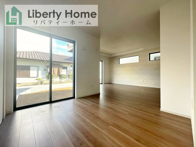 つくば市東光台2期　新築戸建　2号棟の居間・リビング