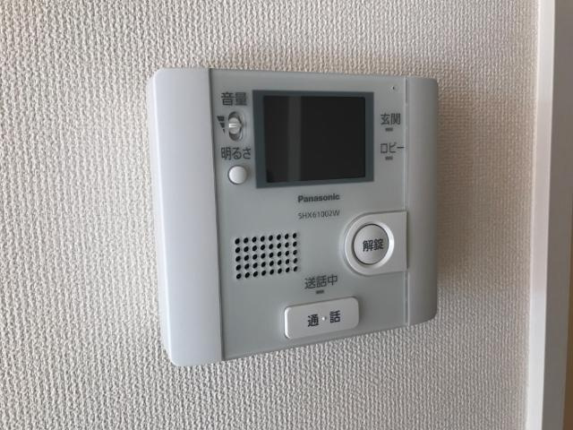 ジュネス山鼻の内装|カメラ付インターホン