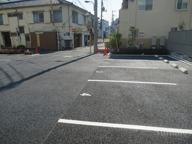 サンブリーズの駐車場|敷地内に駐車場あり！