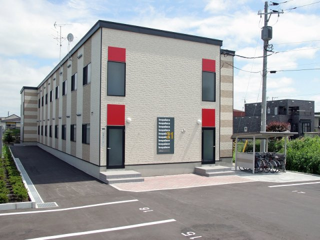 レオパレスモエレパークの外観