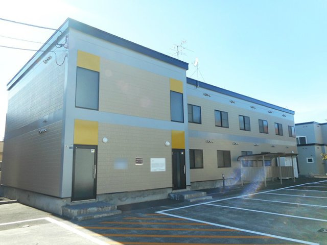 レオパレス篠路７条壱番館の外観