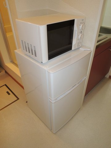 レオパレスコラール藤野のその他|冷蔵庫・電子レンジ