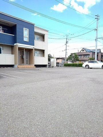 Ｌｅａｆ　ＰｌａｚａⅠの駐車場