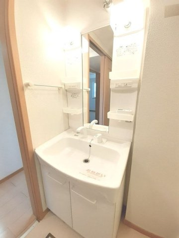 Ｌｅａｆ　ＰｌａｚａⅠの洗面所