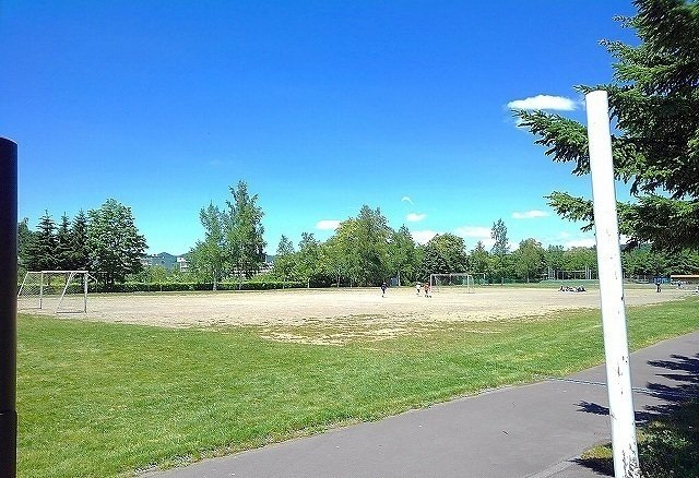 クレストール坂田の周辺|石山北公園まで800m