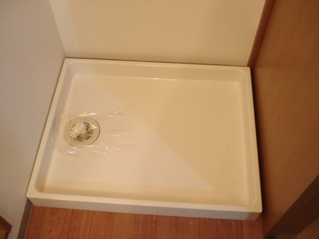 プロムナードⅠのその他|洗濯機置場