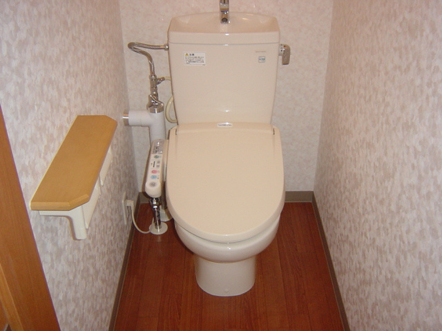 プロムナードⅠのトイレ|シャワー付トイレ