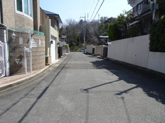 【前面道路含む現地写真】 | 川西市湯山台2丁目80の11　中古一戸建て