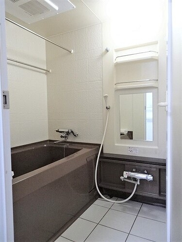 ライオンズマンション山の手第２の浴室