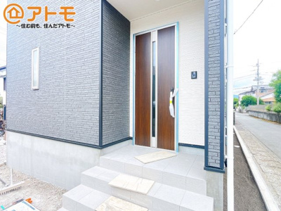 【玄関】 | 富士宮市宮原第25　新築戸建　全1棟 | ダブルロックドアの玄関で防犯もばっちり☆