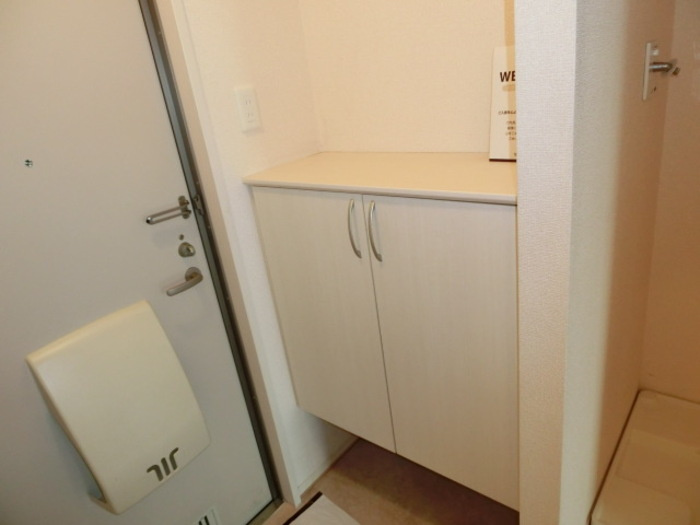 クレフォールの玄関|シューズボックス