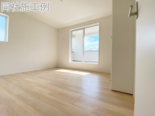 新築戸建　クレイドルガーデン曽我部町寺長縄手の洋室|同社施工例