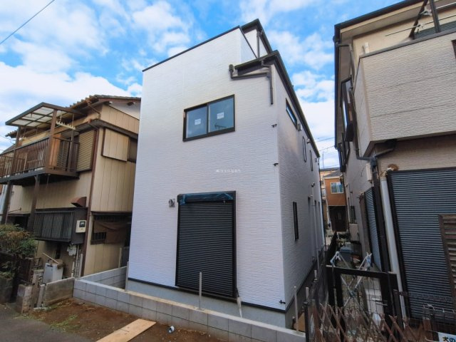 富士見市鶴瀬西３丁目の新築一戸建の外観