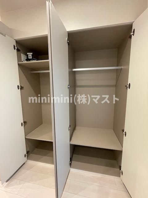 K-COURT谷町四丁目の収納