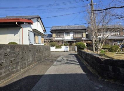 【収納多いです！】高知市福井東町　中古一戸建てのその他|ゆとりある道路☆