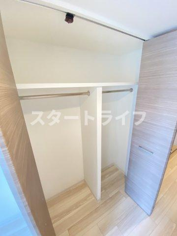 大阪市淀川区西宮原２丁目の賃貸マンションの収納