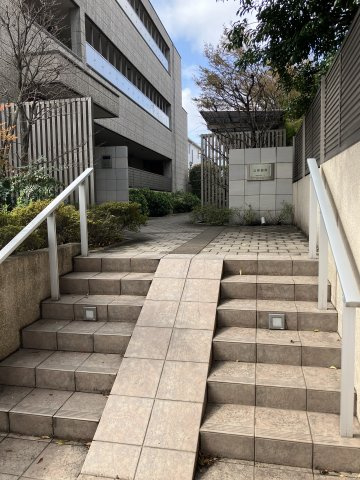 【エントランス】 | 公孫樹邸
