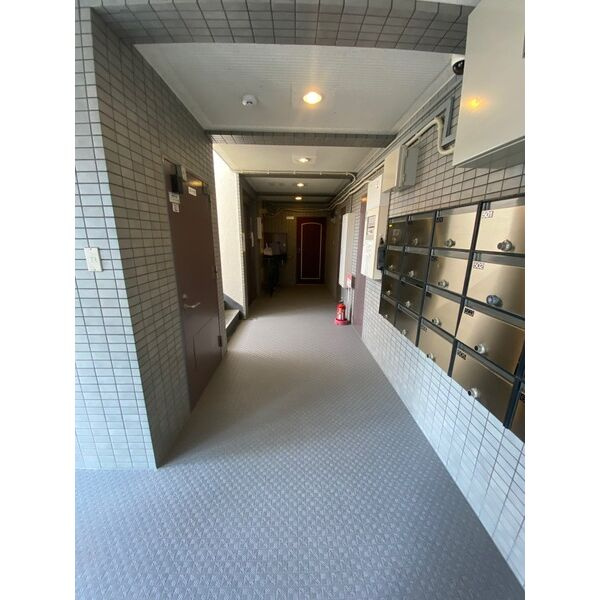 ランドビル本陣　名古屋市賃貸　仲介手数料無料のロビー