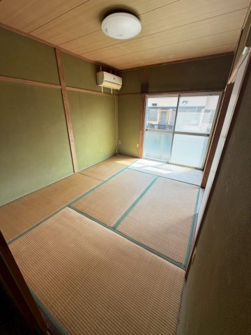 石崎コーポの和室