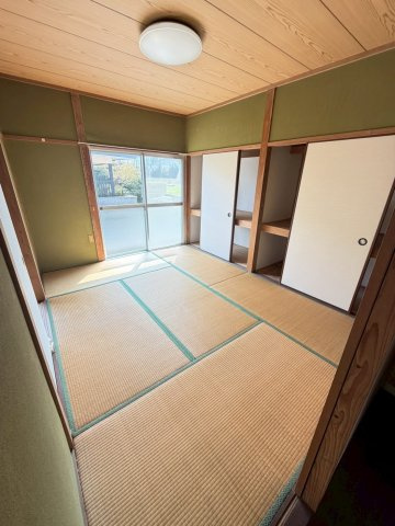 石崎コーポの和室