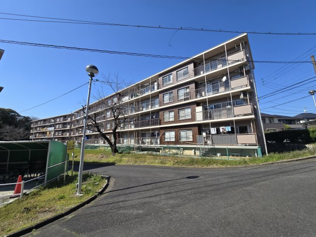 なるみグリーンコーポ２号棟
