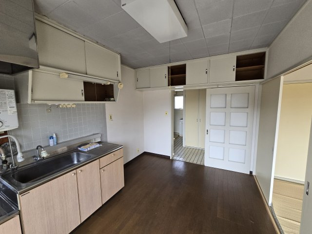 なるみグリーンコーポ２号棟のキッチン