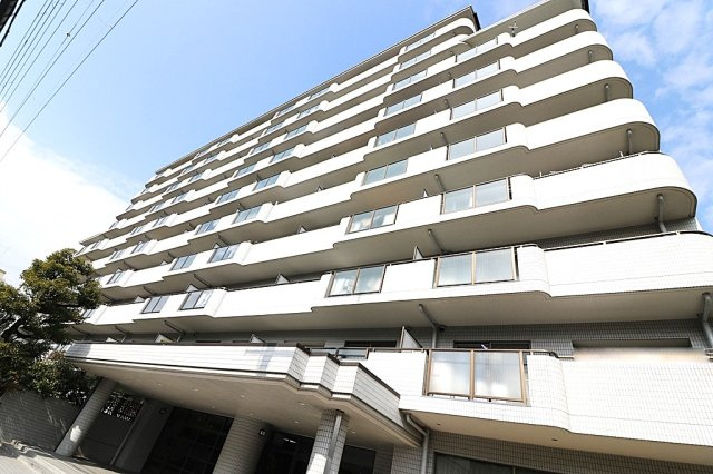 ジークレフ武庫川公園南棟の外観|阪神「東鳴尾」駅徒歩6分の駅チカ！徒歩圏内に生活利便施設が揃う環境で新生活をはじめませんか？皆様からのご連絡を心よりお待ちしております。