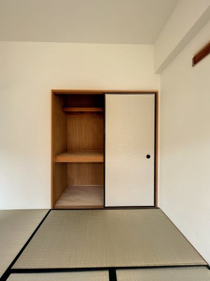 【収納】 | コンフォール鷺沼 | ※同建物ほかのお部屋の写真です。