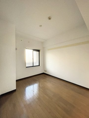 【洋室】 | コンフォール鷺沼 | ※同建物ほかのお部屋の写真です。