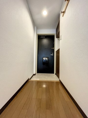 【玄関】 | コンフォール鷺沼 | ※同建物ほかのお部屋の写真です。