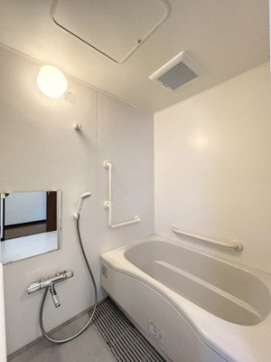 【浴室】 | コンフォール鷺沼 | ※同建物ほかのお部屋の写真です。