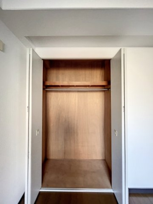 【収納】 | コンフォール鷺沼 | ※同建物ほかのお部屋の写真です。