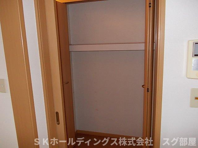サンヒルズＡの収納
