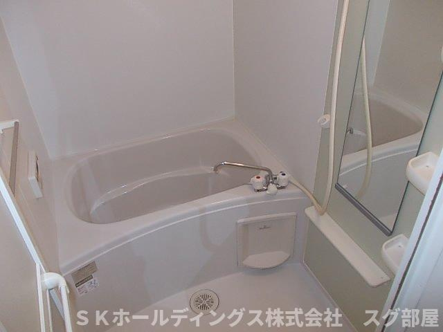 サンヒルズＡの浴室