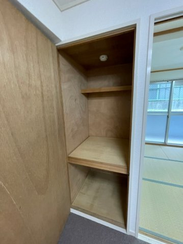 光栄ハイツ千里丘の収納